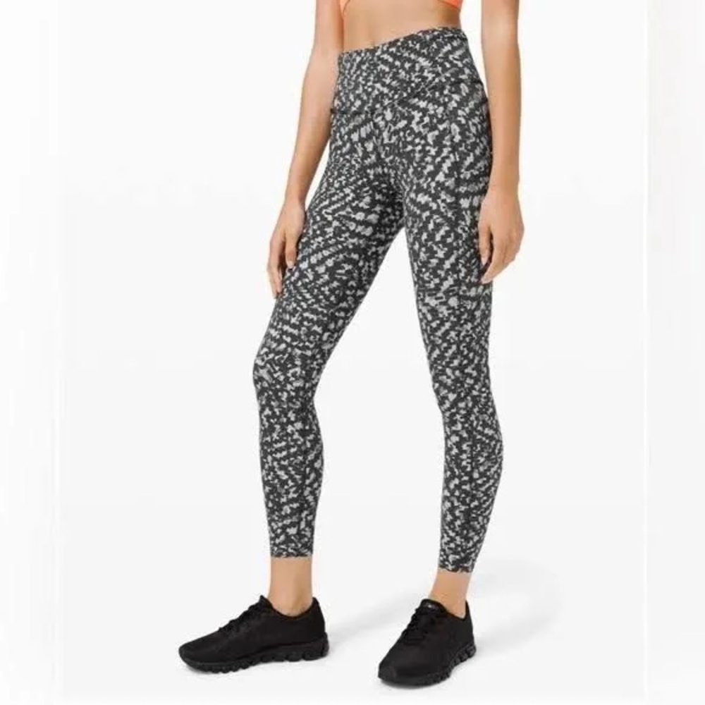 Lululemon Fast and Free Tight II 25" Nulux Sz 6 Pace Lace Graphite Grey Multi
